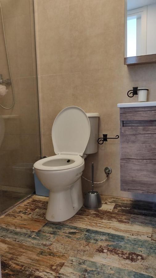 Luxury Beach Apartment In Qerret Golem  Εξωτερικό φωτογραφία